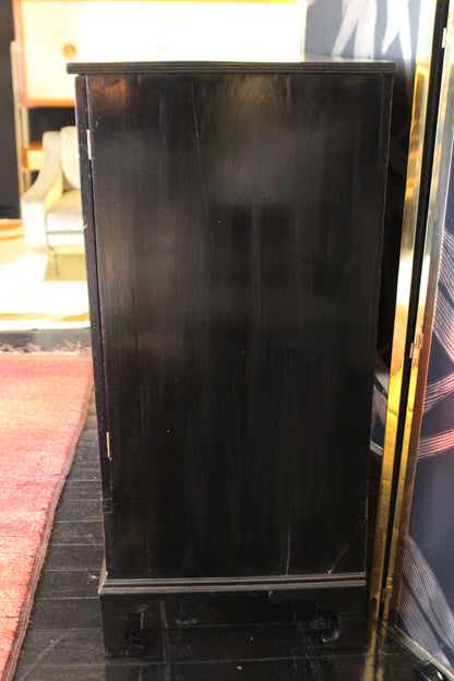 Credenza Inglese laccata Nera con maniglie in Ottone, Anni '40
