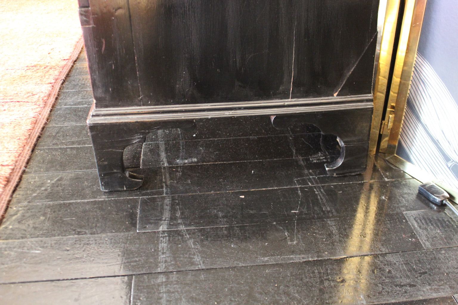 English black lacquered sideboard with brass handles, 1940s
