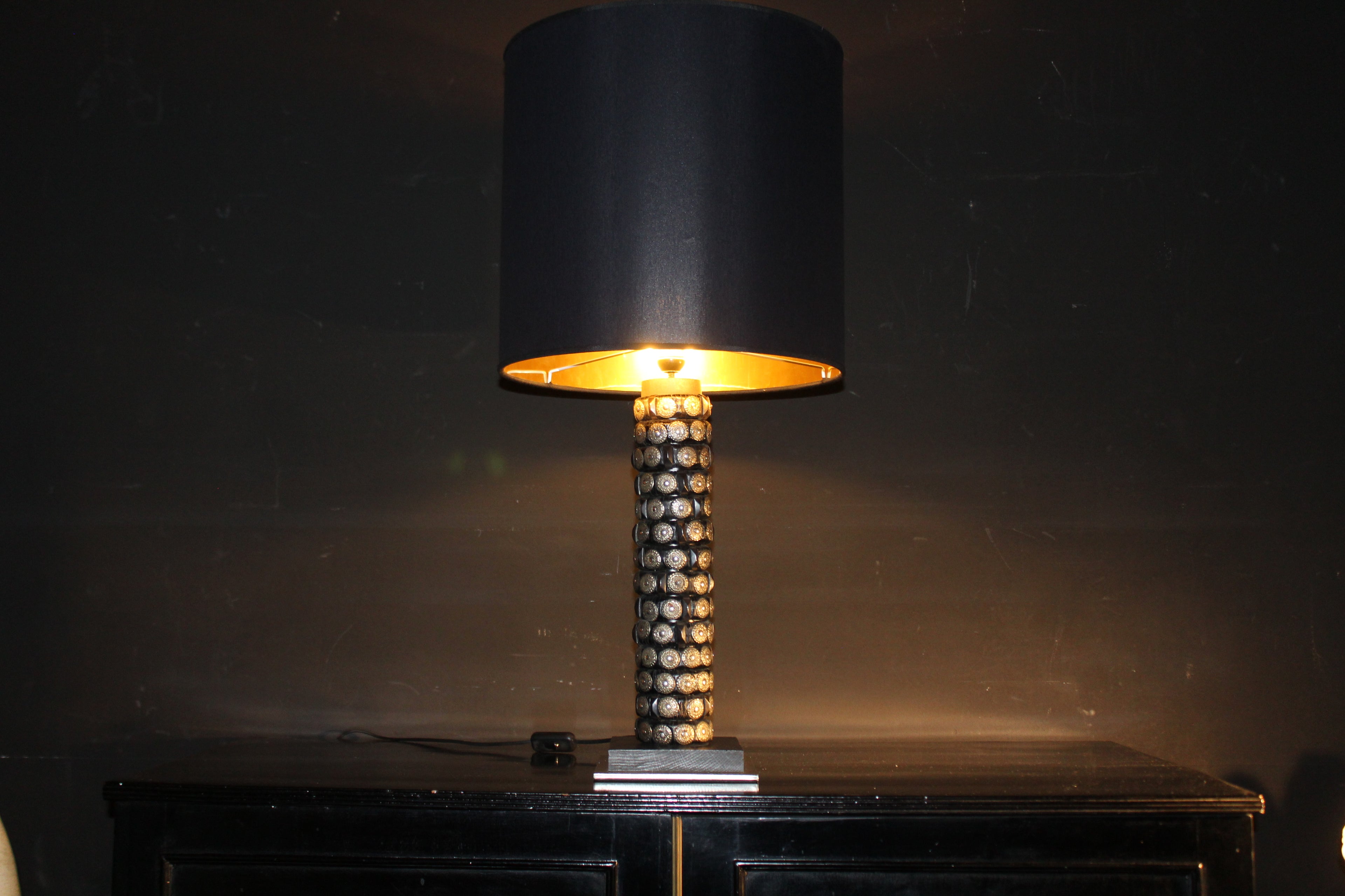 Lampada da Tavolo Etnica in Pelle e Metallo, Design Anni '90