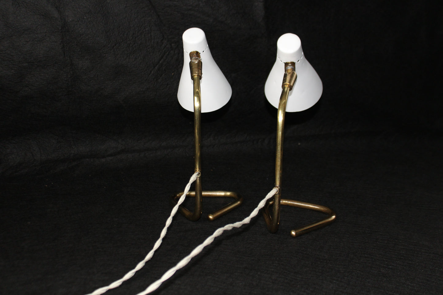 Coppia di Lampade da Tavolo 'Collo di Cigno' in Ottone, Design Anni '50