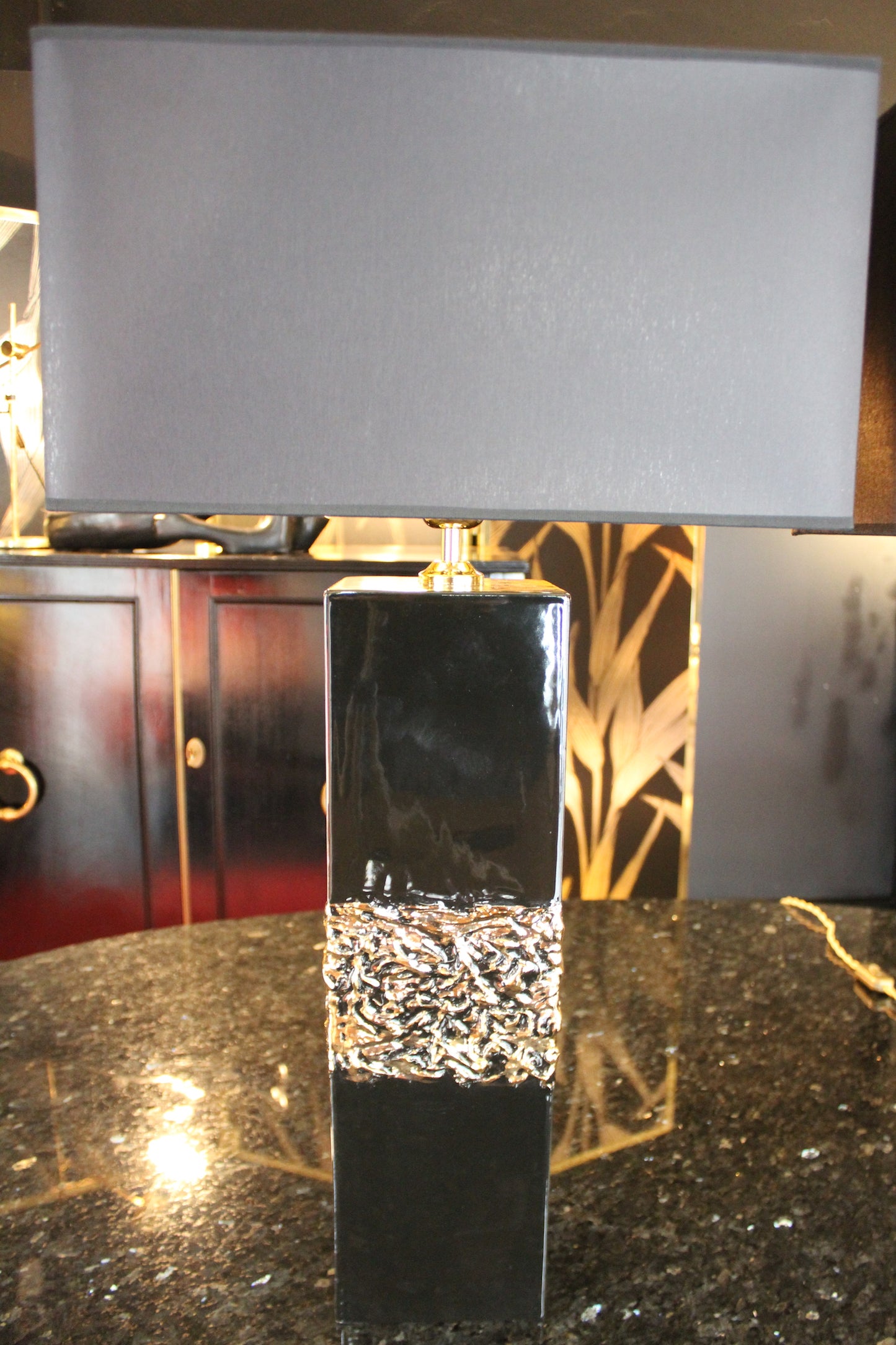 Coppia di Lampade in Ceramica Nera e Fascia Oro, Anni '70
