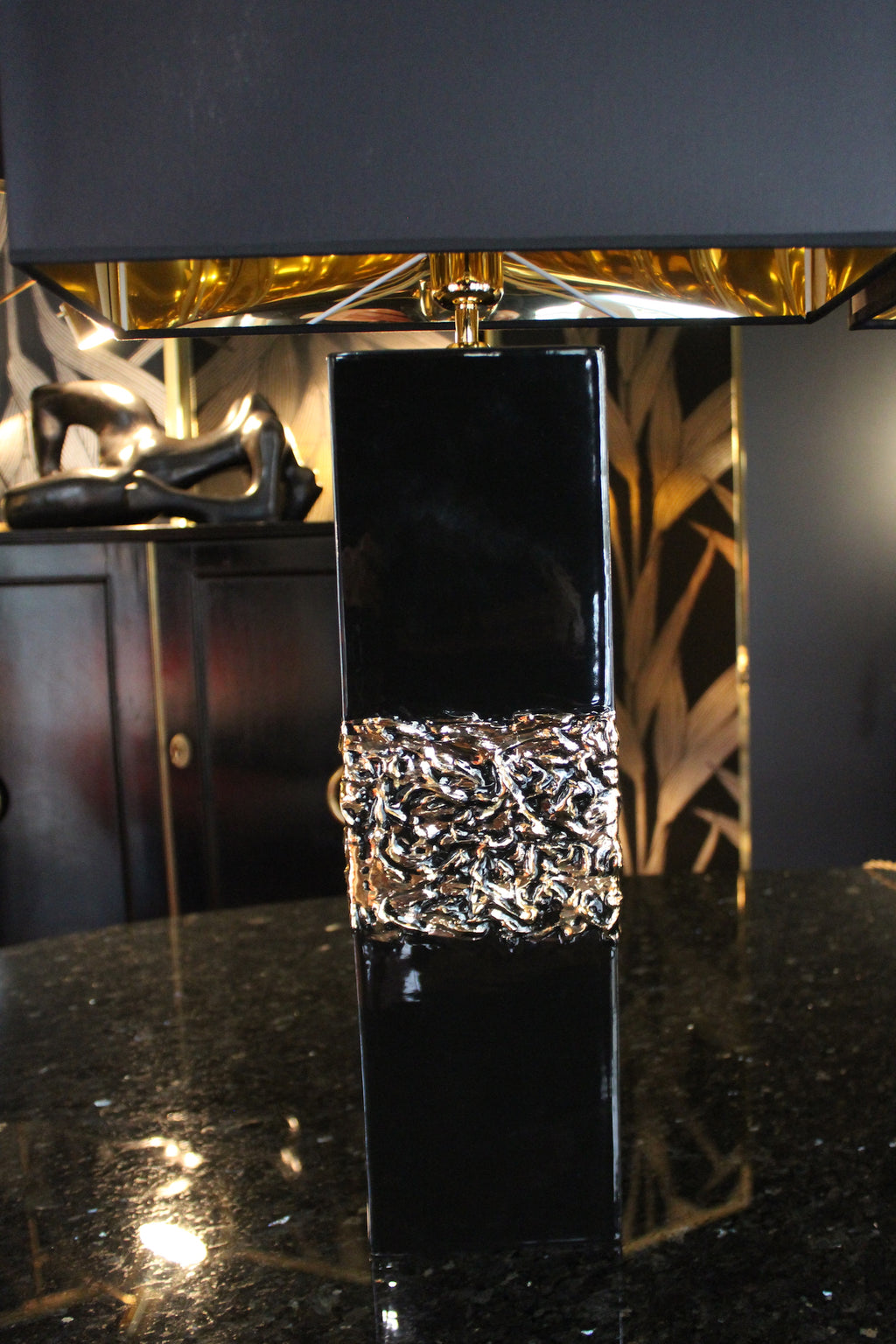 Coppia di Lampade in Ceramica Nera e Fascia Oro, Anni '70