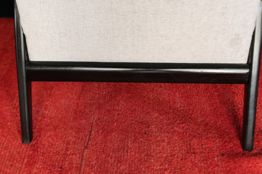 Coppia di Poltrone in Faggio Nero e Ciniglia, Anni '50