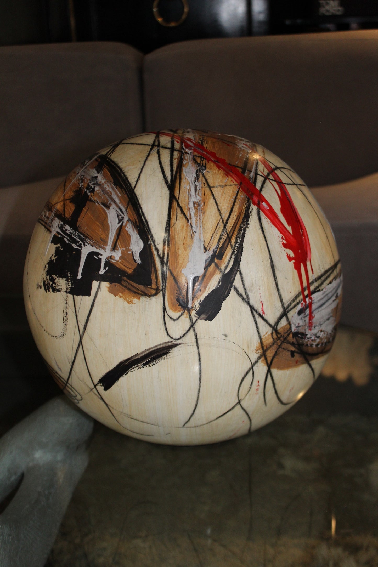 Yuri Zatarain, Scultura 'Sfera di Colore' Dipinta a Mano