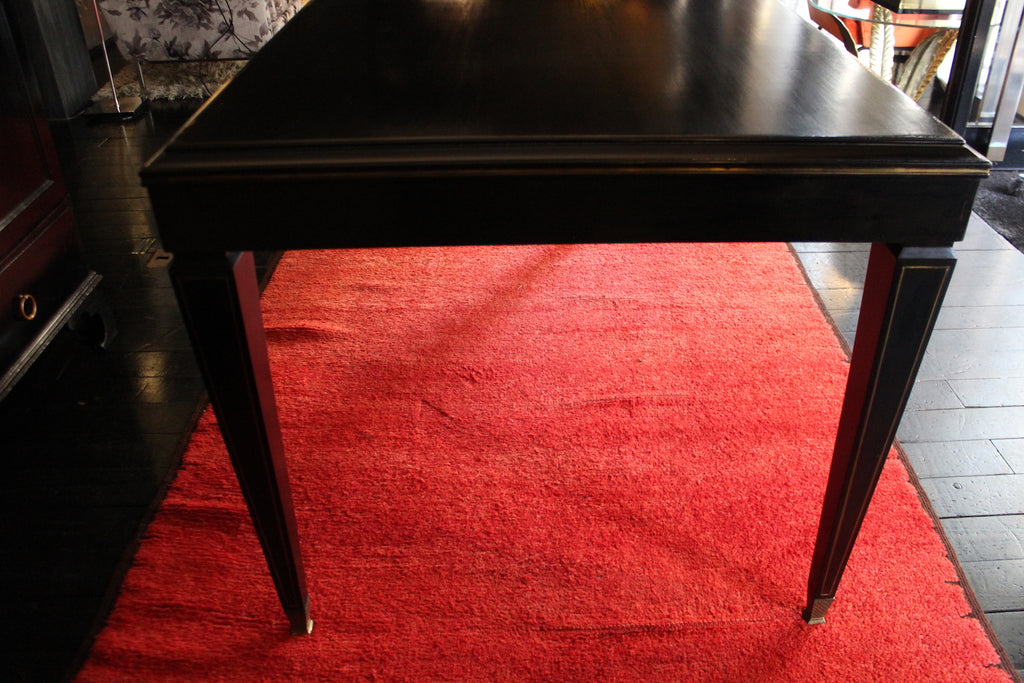 Tavolo da Pranzo Laccato Nero con Dettagli in Ottone, Anni '70