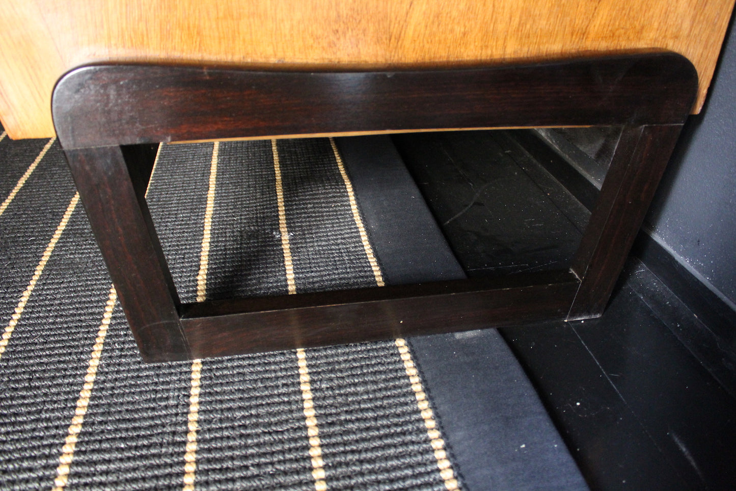 Credenza alta con ante scorrevoli in Rovere, Anni '40